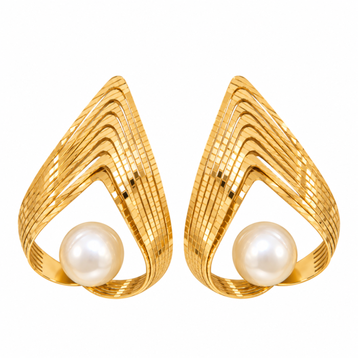 Gold Teardrop Pearl Earrings Gold Teardrop Pearl Earrings